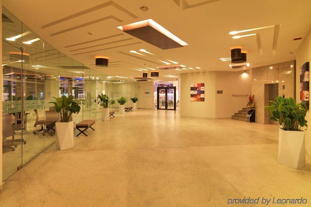 24 Tech Hotel Bangalore Dış mekan fotoğraf