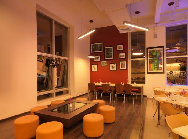 24 Tech Hotel Bangalore Dış mekan fotoğraf