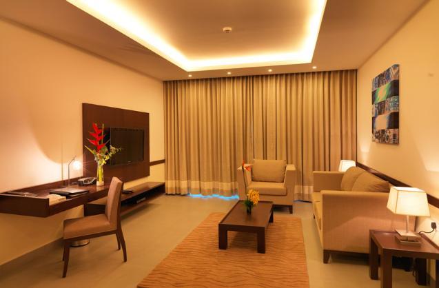 24 Tech Hotel Bangalore Dış mekan fotoğraf